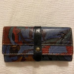 Patricia Nash floral wallet